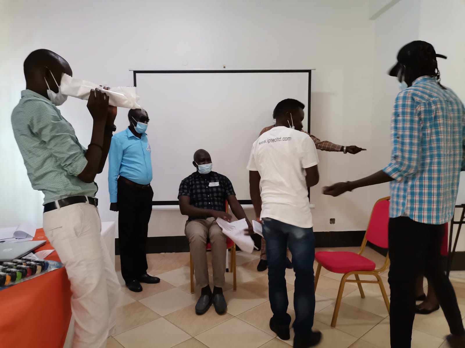 The She Main Table community event